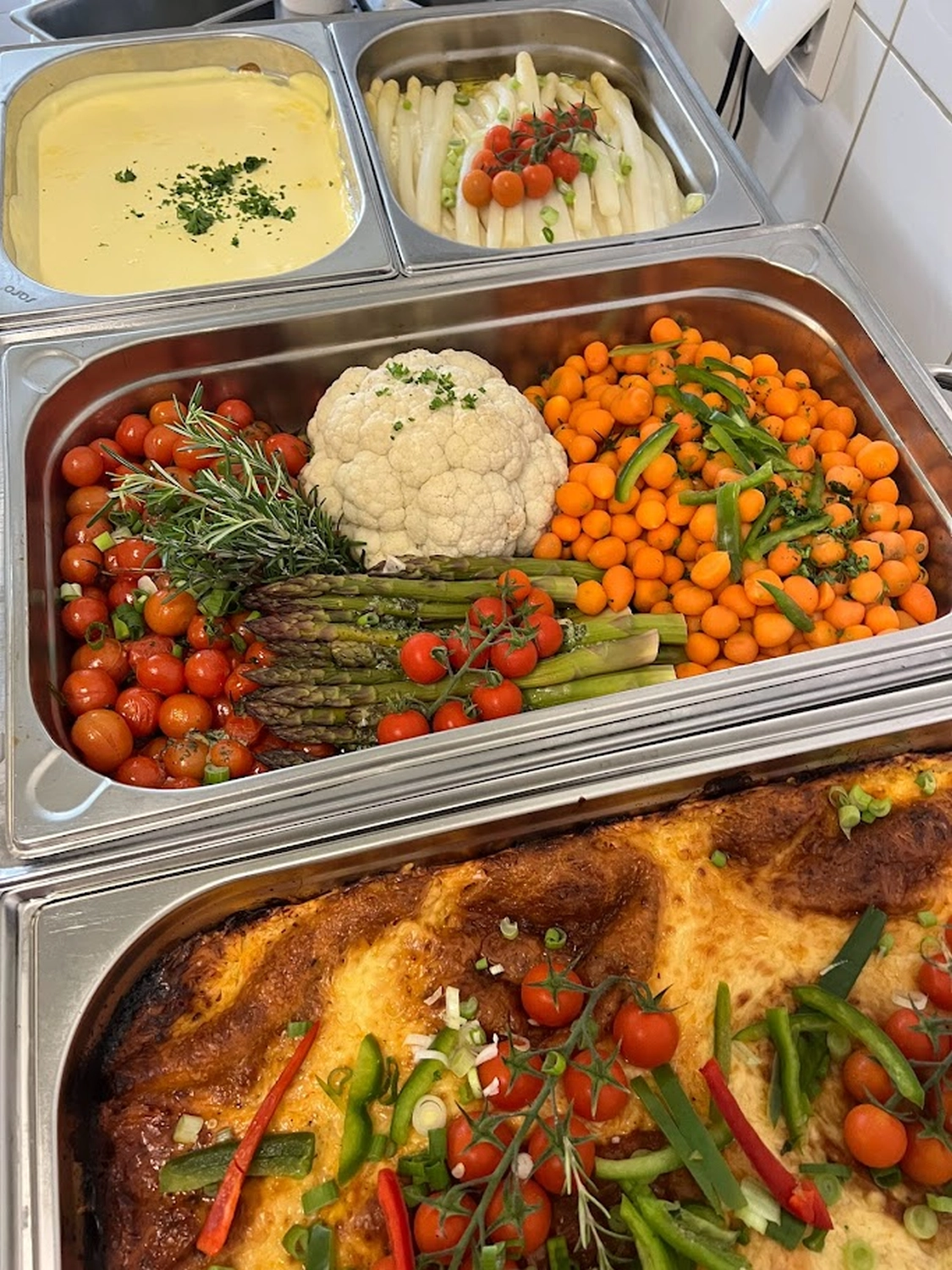 Catering-Service Schimion, Essen in Containern