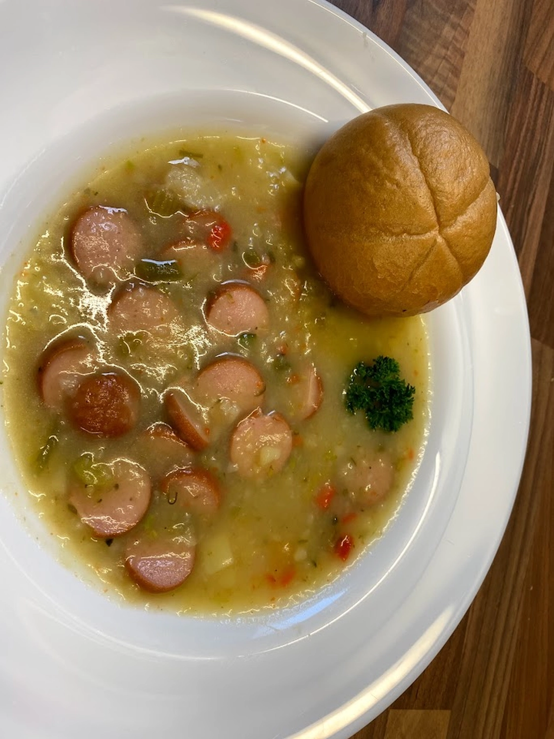 Cateringservice Schimion, Suppe mit Brot